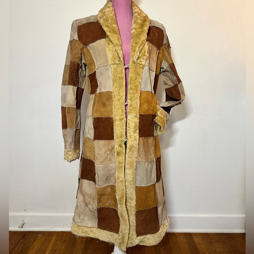 Y2K does 70’s leather patchwork penny lane coat